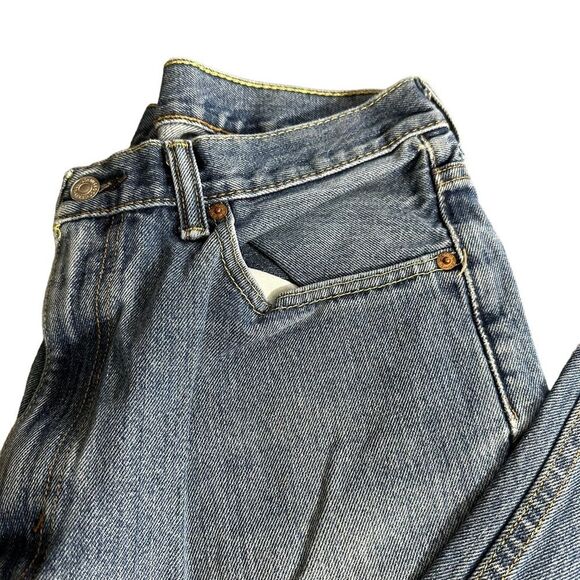 LEVI STRAUSS‎ 550 MEDIUM WASH MEN'S DENIM JEANS - 34/32 - Picture 4 of 16
